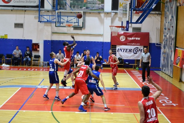 2017-03-14 tajfun vs lth castings - foto