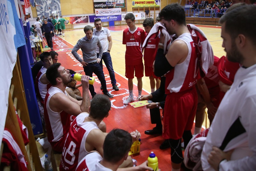 2018-11-24 šentjur vs ilirija - foto povečava