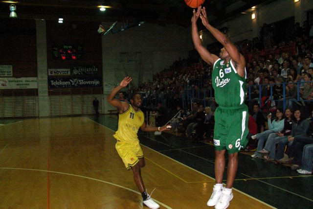 2006-04-15 vs. Union Olimpija - foto