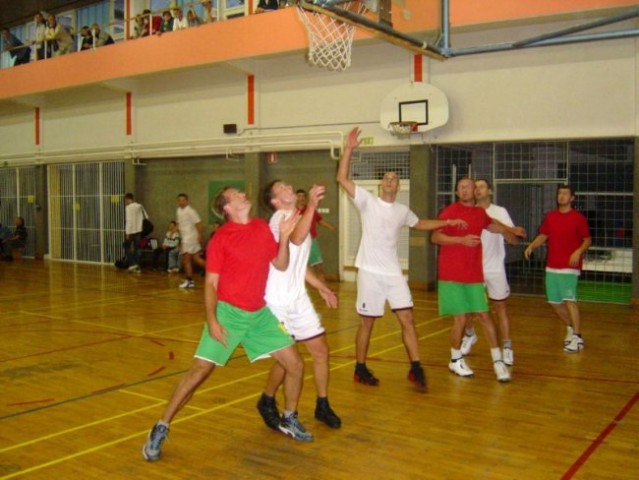 2006-09-Revija košarke - foto