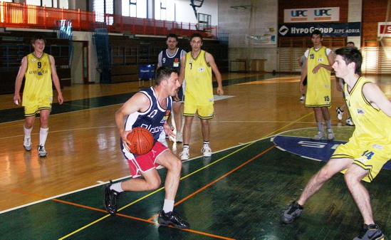 2007-05 mladinci vs. trenerji&uprava - foto povečava