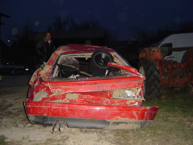 S2 crashed - foto