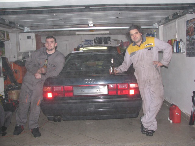 V8 2 - foto