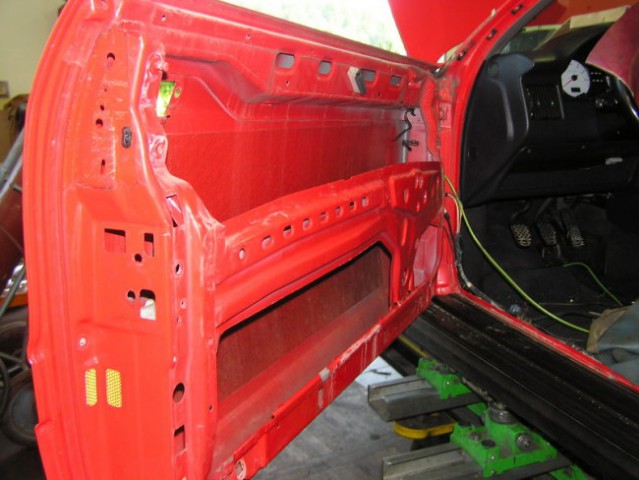 Popravilo po nesreči n - foto