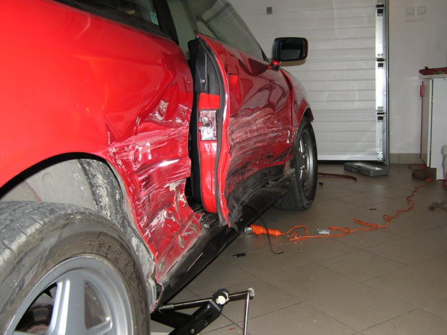 Popravilo po nesreči n - foto povečava