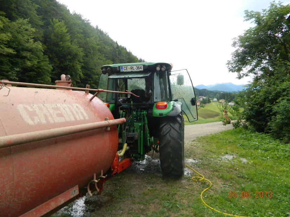 Gnojevka v kabini jd - foto povečava