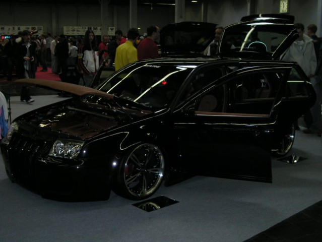 Dortmund Tuning Show 17-18.9.2005 - foto