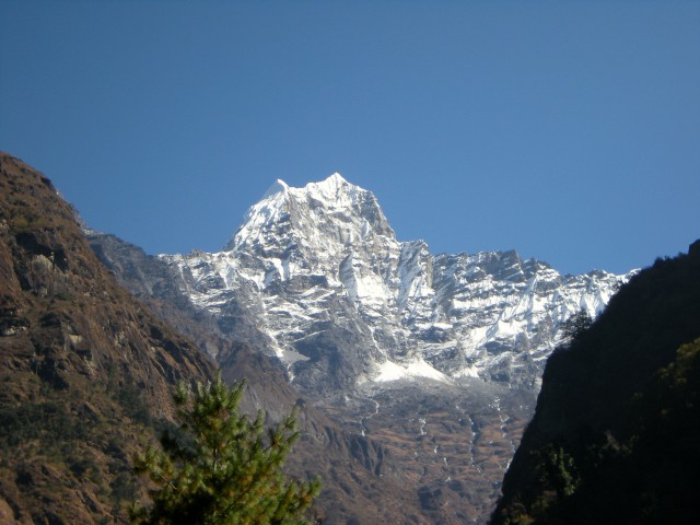 Lukla Monjo - foto