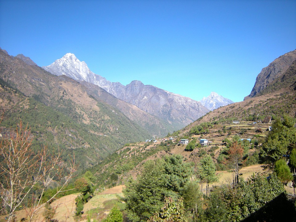 Lukla Monjo - foto povečava