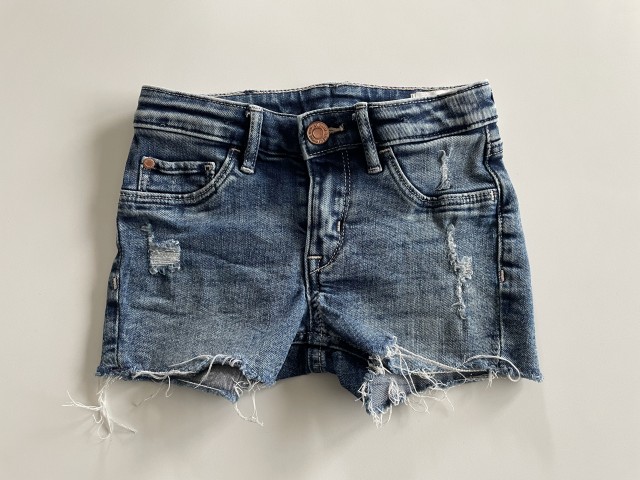 HM kratke jeans hlače 116