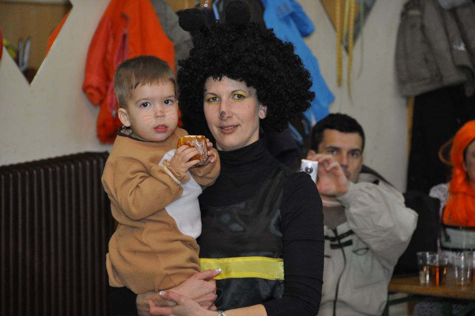 Maškarada 2011-Gasilski dom - foto povečava