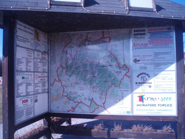 Turistični pano v Moravskih Toplicah. V planu je bila predvidena relacija Moravske Toplice
