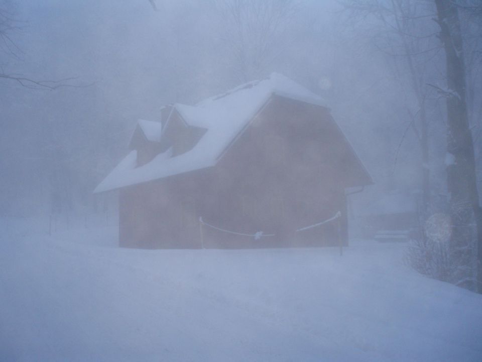 Boč nad Studenicami po sneženju, 07.01.2010 - foto povečava