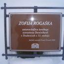 ...morda sem ,,hodil tudi po njenih poteh,,...Lp