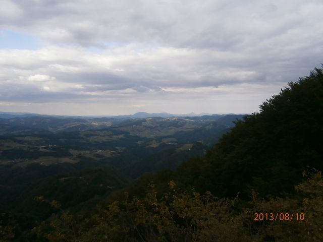 ...še na domače vršace Boč, Plešivec, Donačka gora in Macelj...