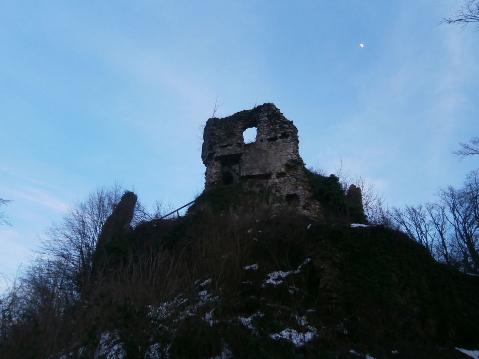 Zbelovski grad, 08.02.2014 - foto povečava