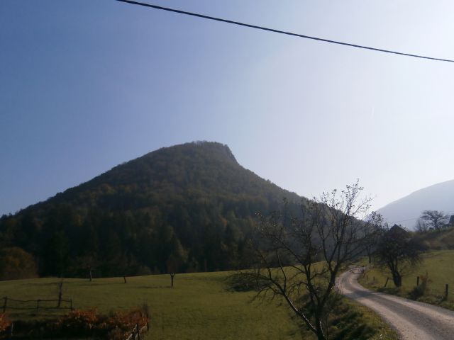 ...pogled nazaj na Slomnik, Veliki Slomnik...