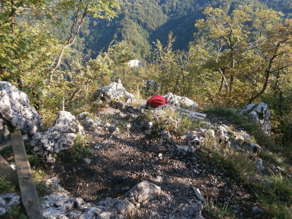 Srebotnik vrh v Celjskem hribovju - foto povečava