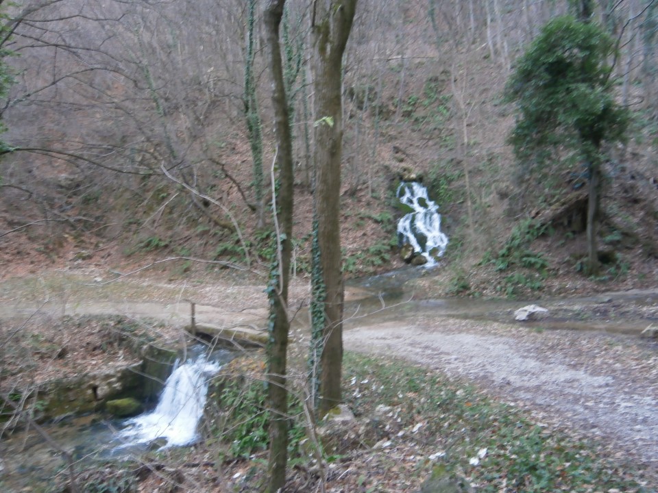 Stara Drevesnica na Boču v snegu 03.12.2017 - foto povečava