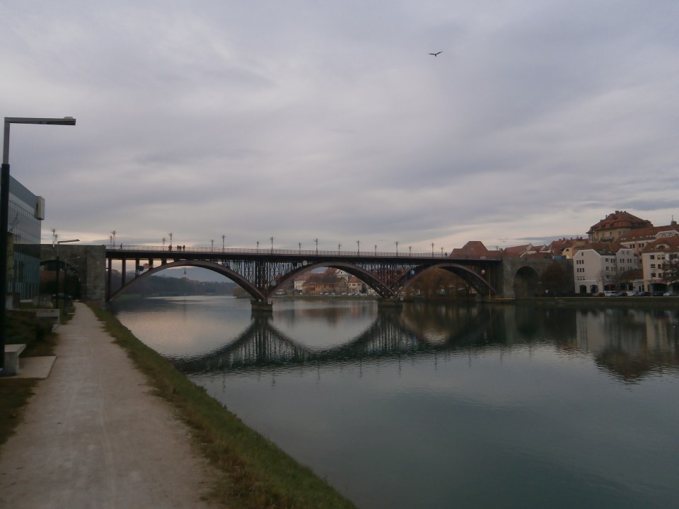 Stari/Glavni most