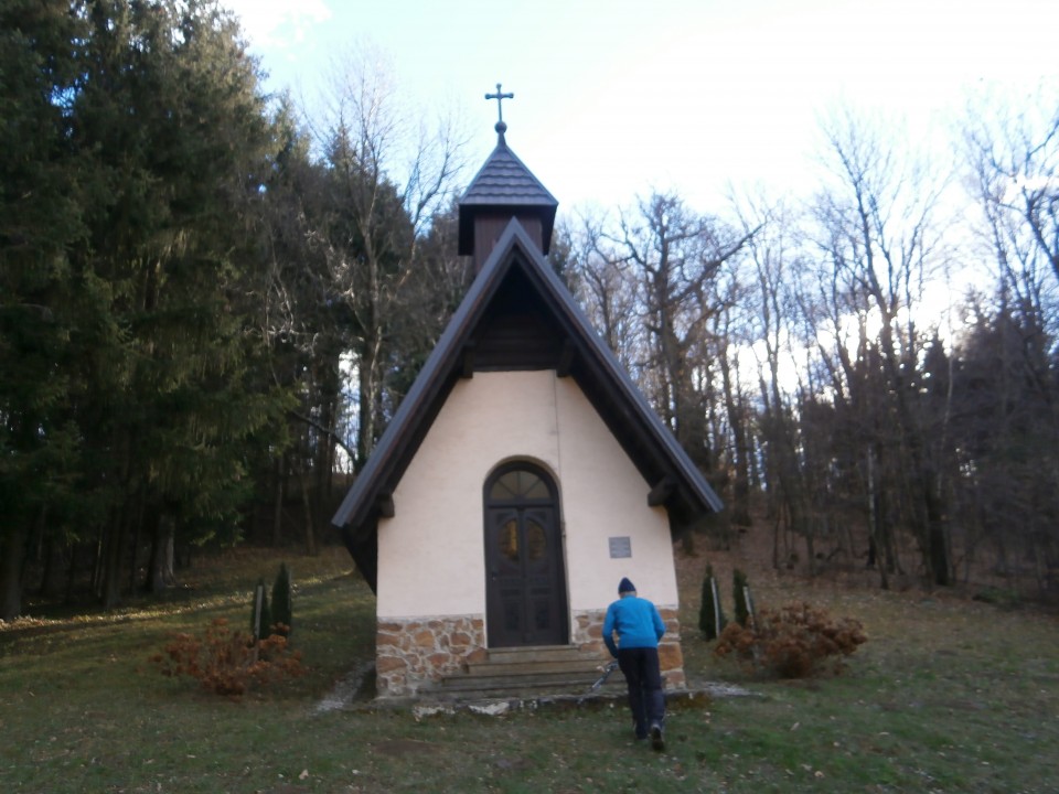 Grilova kapela na Boču,02.01.2019 - foto povečava