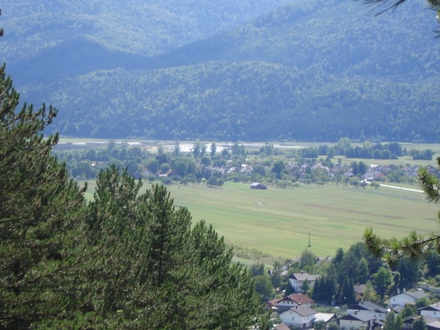 Prvi pogled na Cerkniško jezero