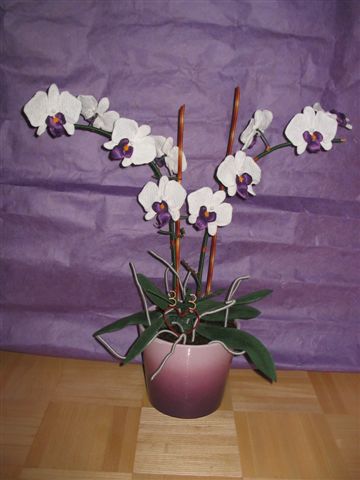 Kvačkana orhideja v lončku-crocheted flowers