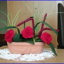 kvačkan aranžma-crocheted flowers