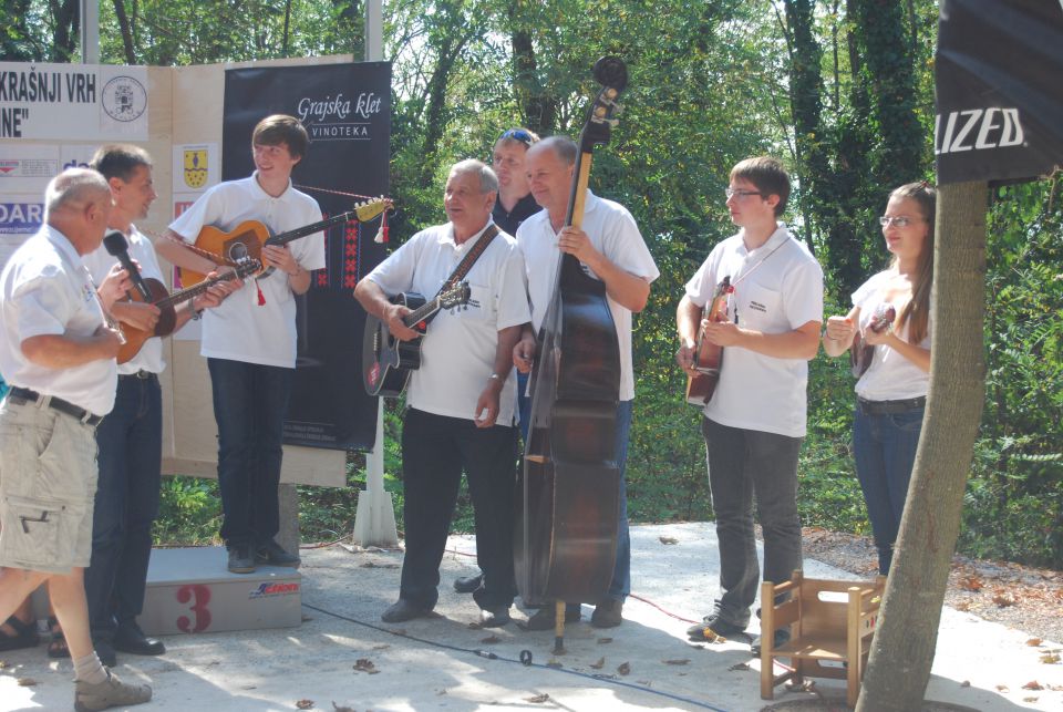 1.Kolesarski vzpon Metlika-Krašnji vrh - foto povečava