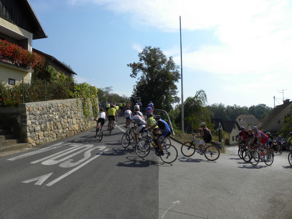 1. Kolesarski vzpon Metlika-Krašnji vrh 3 - foto povečava