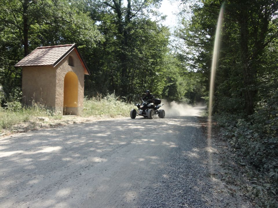 Srečanje  - foto povečava