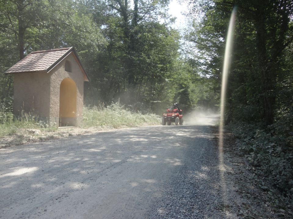 Srečanje  - foto povečava