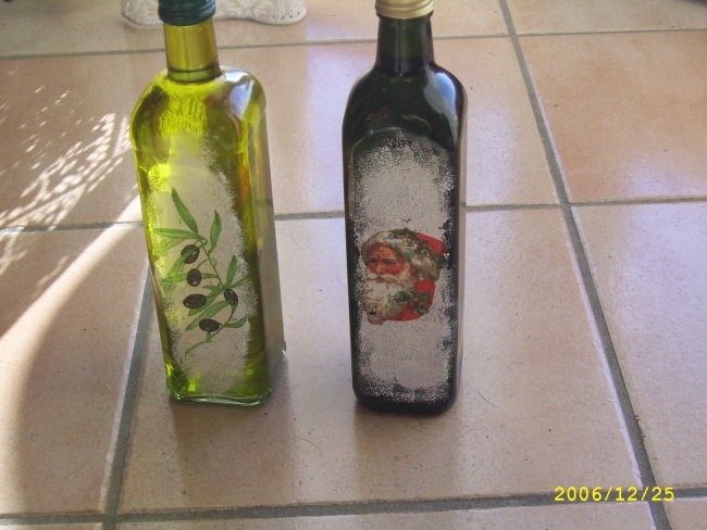 Steklenice z olivnim oljem