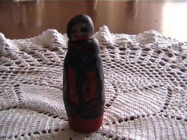 Moja prva steklenička - Babuška. Žal je slika ful temna.