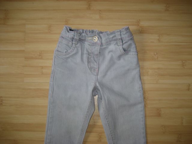 Kavbojke, hlače Next št. 98, sive barve, glej opis pod sliko, 4 eur