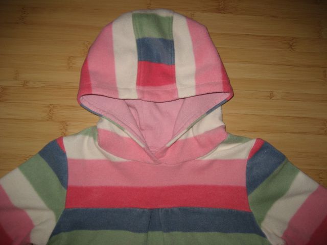 Flis Next 98-104, mehek, malo nošen, kot nov 4 eur, rez. mojaborovnicka