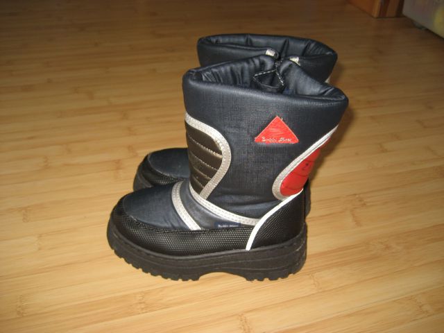 Bobbi shoes, zimski gojzarji, čevlji, snenžke, št. 29, topli, nepremočljivi, 9 eur