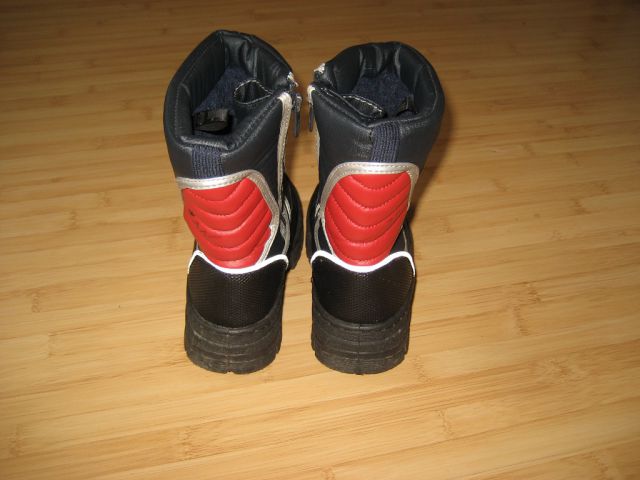 Bobbi shoes, zimski gojzarji, čevlji, snenžke, št. 29, topli, nepremočljivi, 9 eur