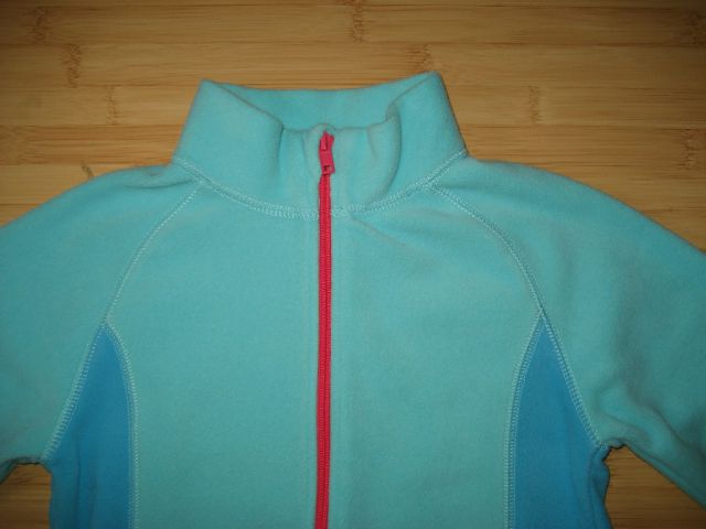 Flis, jopica, nenošen!, H&M št. 110-116, turkizen z malo modre in roza, 5 eur
