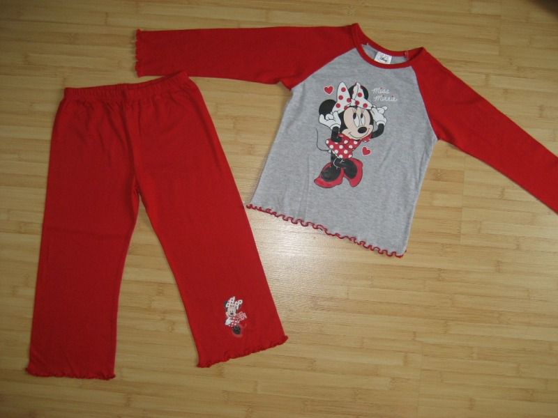 Pižama Disney, NOVA z etiketo, št. 98-104, 7 eur
