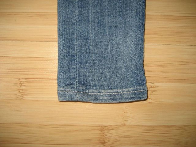 Kavbojke, jeans, hlače H&M št. 110 (4-5), mehke, elastične, 4 eur