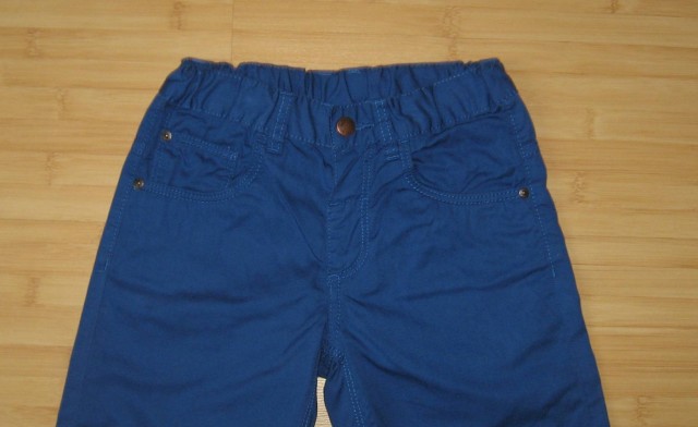 Kratke hlače c&a št. 128, nastavljiva elastika v pasu, nenošene, 4 eur