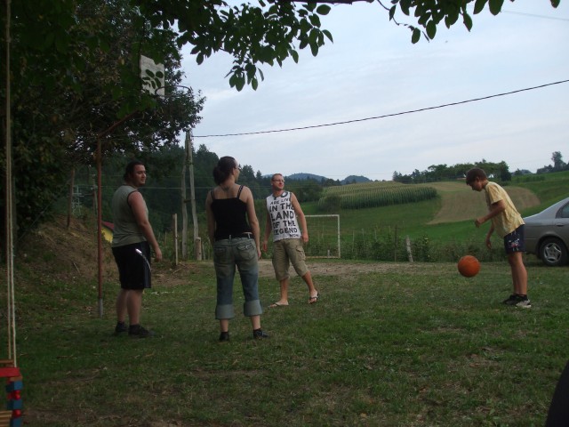 Kall piknik avgust 09 Velenje - foto