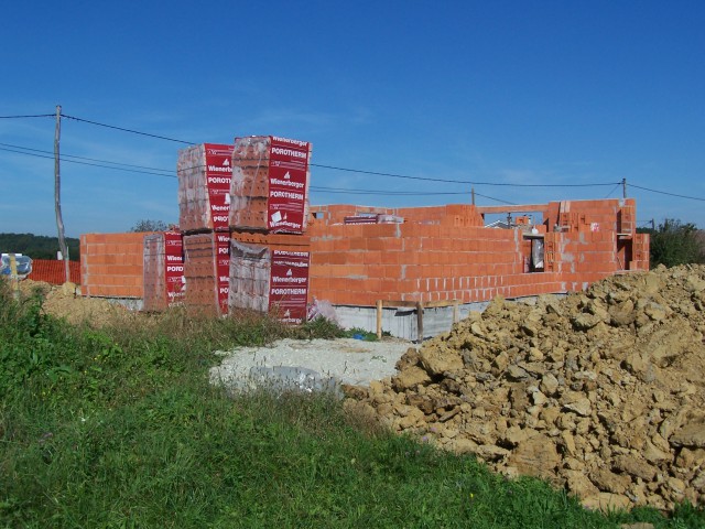 Slike hiša gradnja jurcsuza - foto