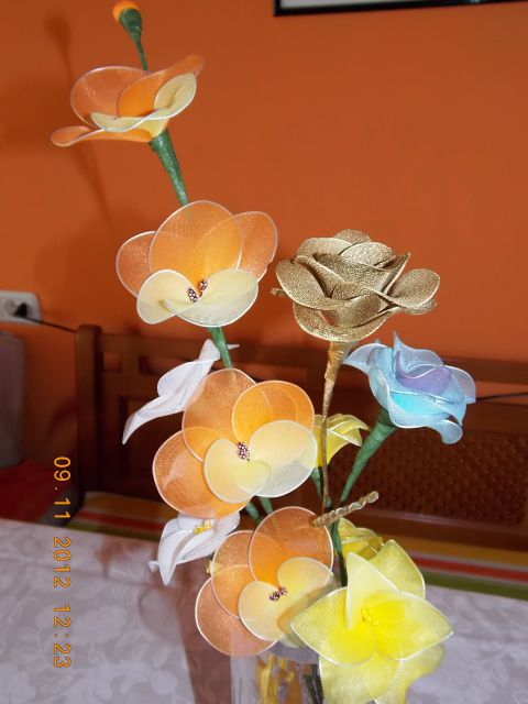 Rože iz najlonk - foto