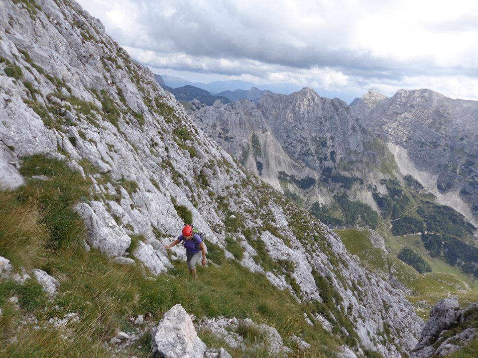 Mišelj vrh čez Koštrun. - Miš. konc  29.08.12 - foto povečava