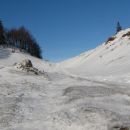 spihano ponekod do trave