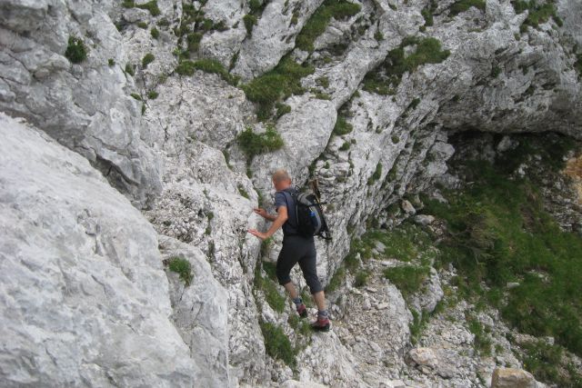 Zlezemo še en skalnat del - je lahek