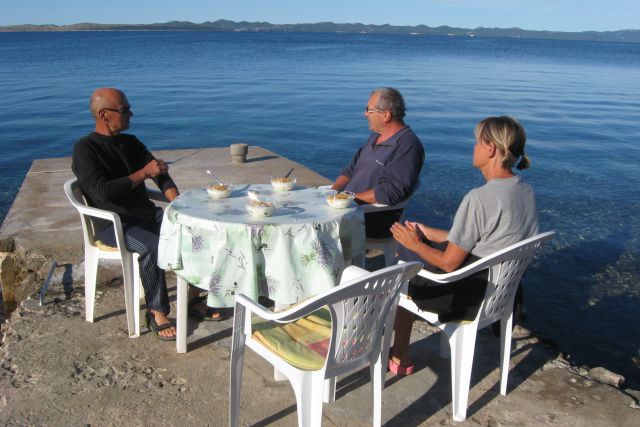 Poslednje jutro v miru in tišini