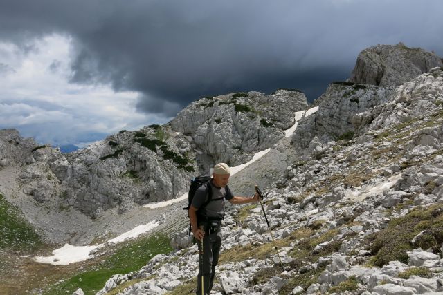 Vodnikov dom + Cesar  2098m, 12.07.2014 - foto